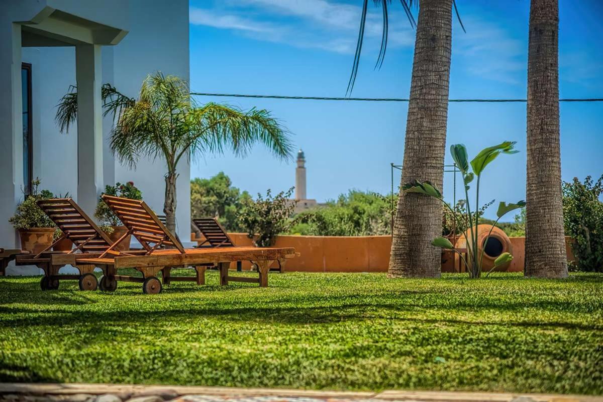 Apartamentos Turisticos Bahia De Trafalgar Zahora Exterior foto
